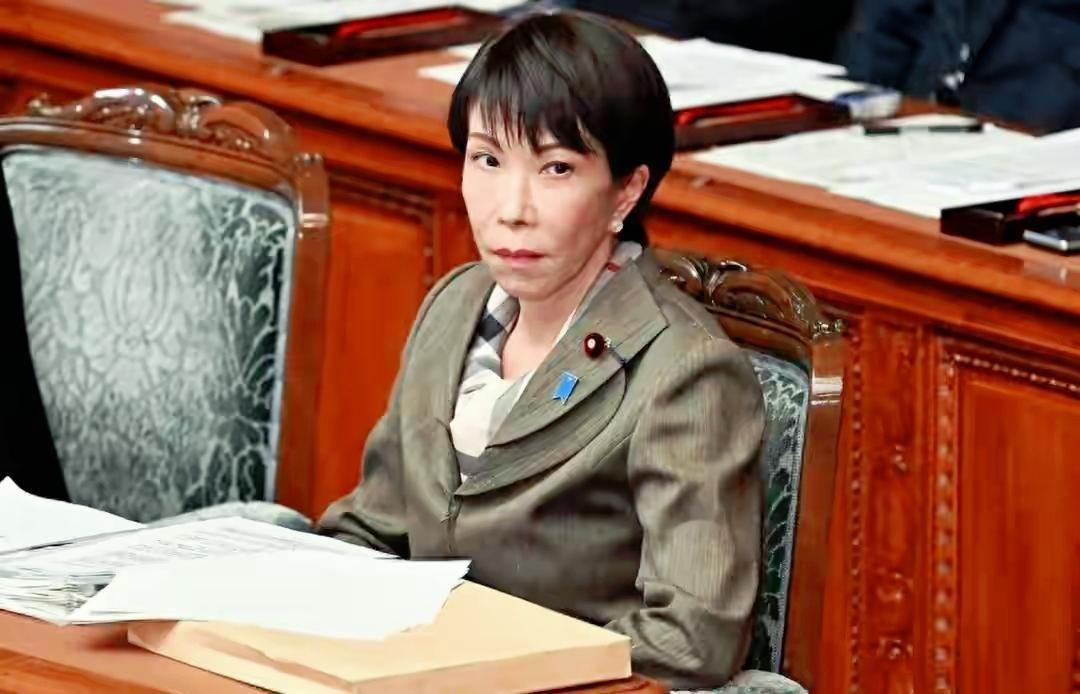 事态升级，中方收到东京消息，高市已在准备战争，俄潜艇进逼日本！4月27日