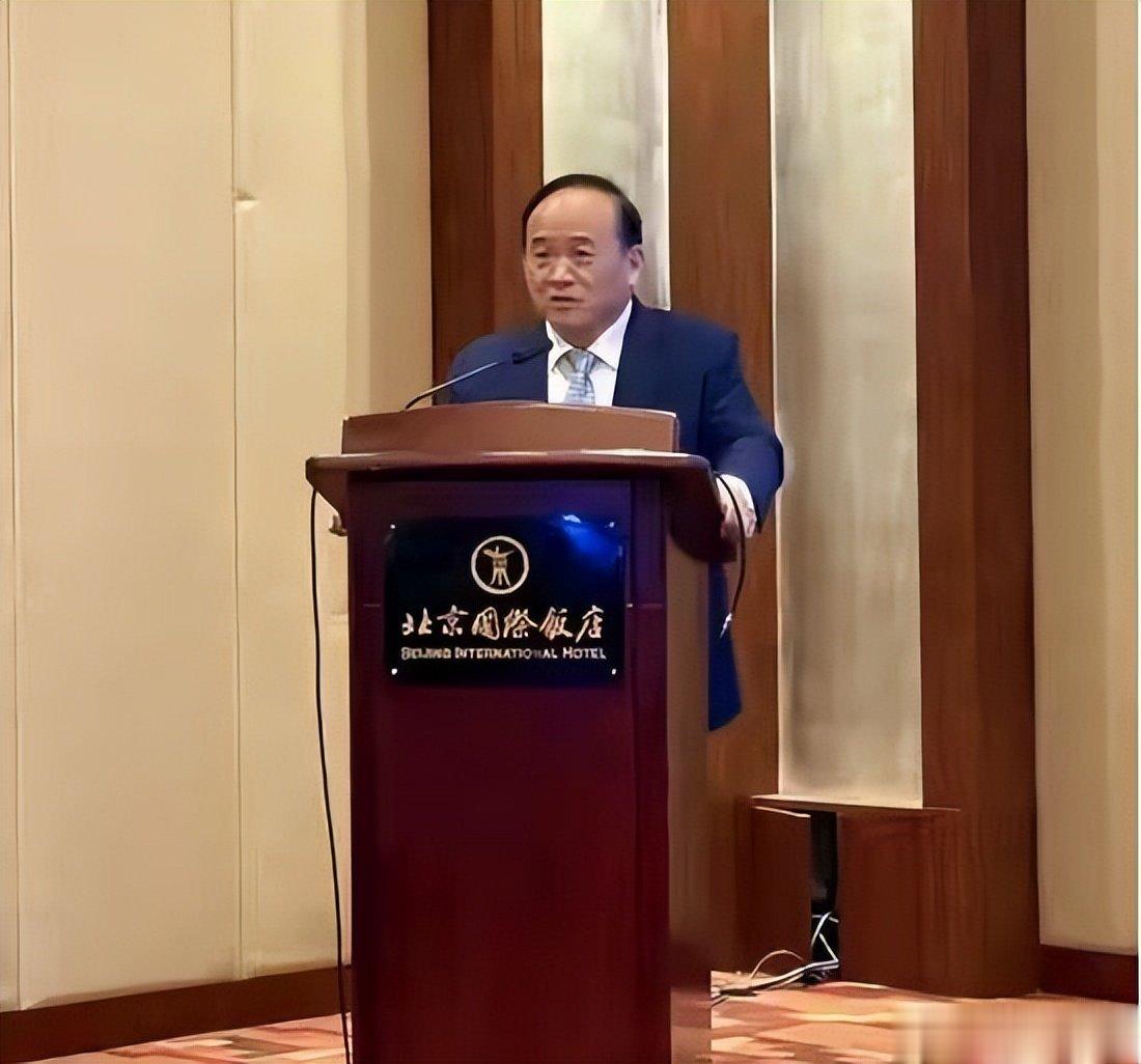 与前湖北首富刚节外生枝 金龙鱼又陷入合同诈骗官司