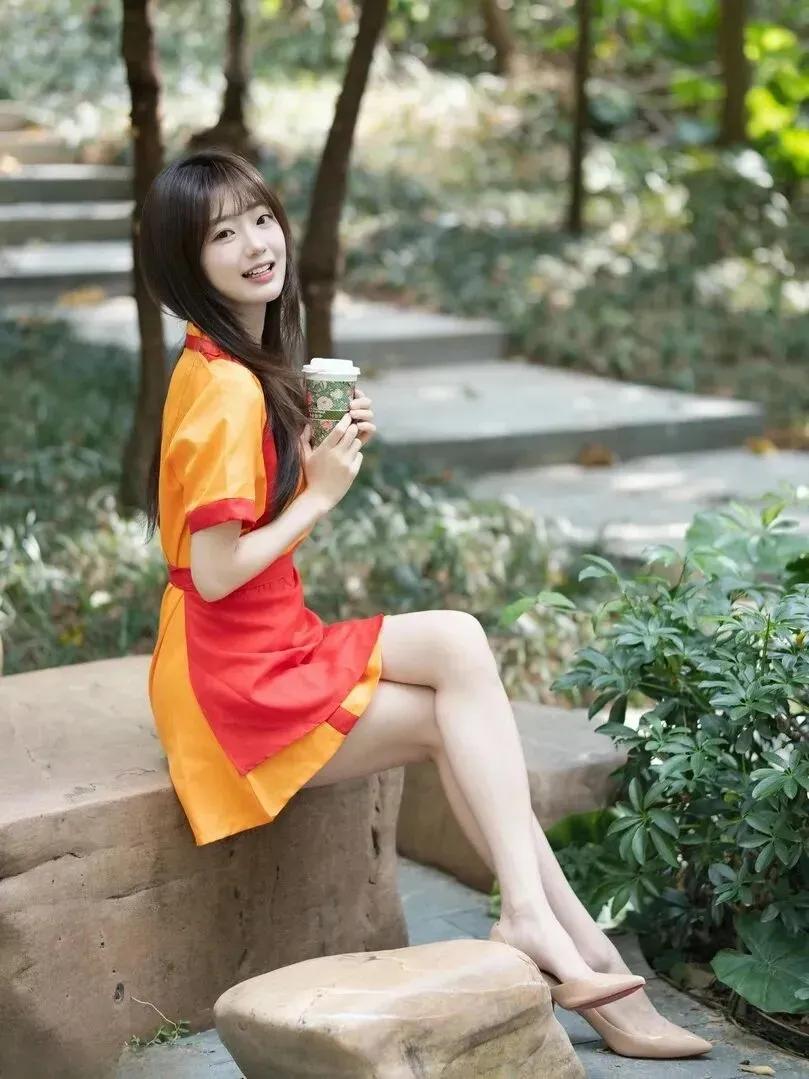 什么样的身材是完美身材夏天来了有哪些美女让人过目难忘？