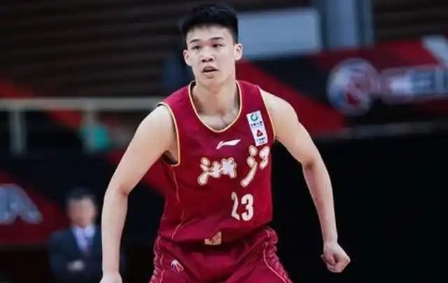 浙江稠州客场91-95输给深圳，总比分0-2出局，这个结果多少有点意外毕竟两队纸