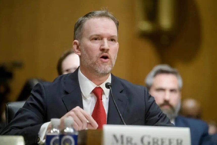 美国要对中国半导体动手，这次有点诡异，提前预告中方18月后加税！昨晚，路透社