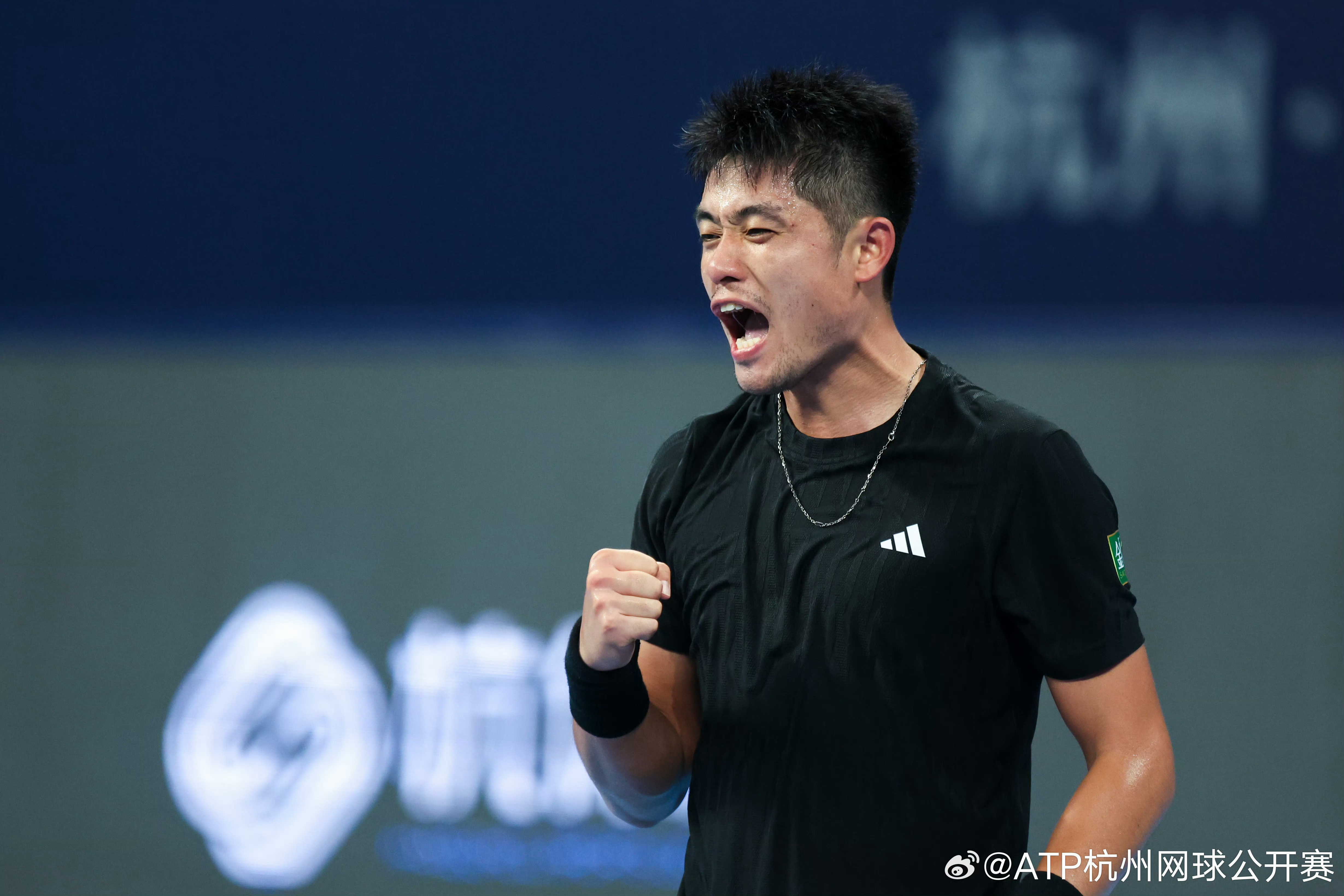 吴易昺晋级杭州赛四强吴易昺晋级半决赛击败了马纳里诺、科达、梅德韦杰夫……这签真的