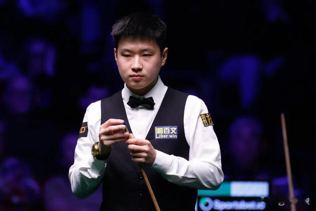 球员锦标赛只剩今天的决赛，但世界前16的临时排名和单赛季排名基本确定。赵心童世界