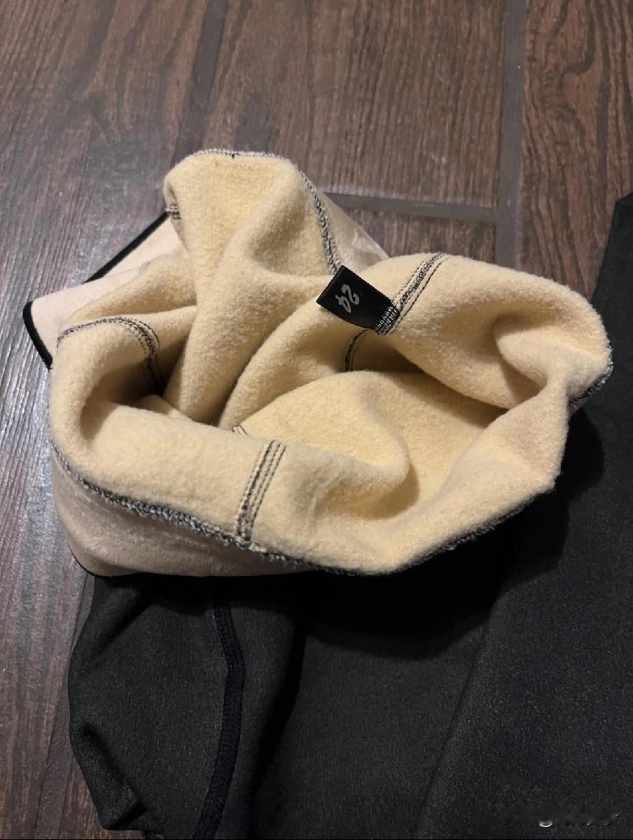 别买这种“加绒裤”！央视曝光，真的有毒，穿得越久，危害越大！加绒款裤冬天慎选