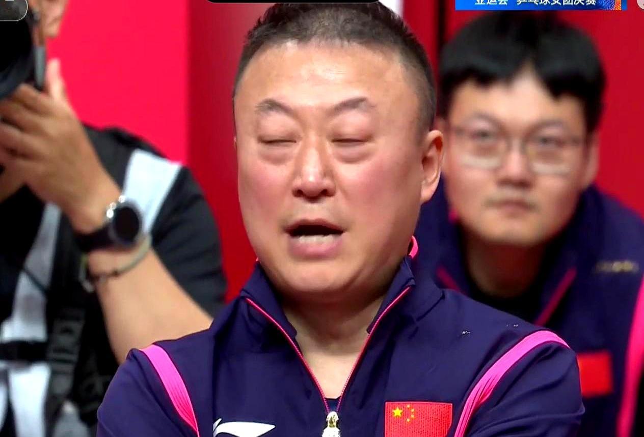 王曼昱最后以3比2硬生生击败张本美和，场下指导马琳那副如释重负的表情，比场上抢分还吸睛说实话，第五局