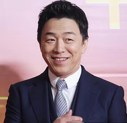 本来有两个演员能和沈腾抗衡的，一个徐峥，一个黄渤，但因为各种原因，都没在喜剧电影