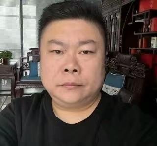 5月11日，一名女子反映称，她近日入职“广州美赞技术服务”公司，给老板当助理。5