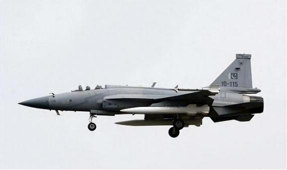 印军“一雪前耻”，击落6架巴基斯坦空军，含5架歼-10CE和JF-17，事后发现