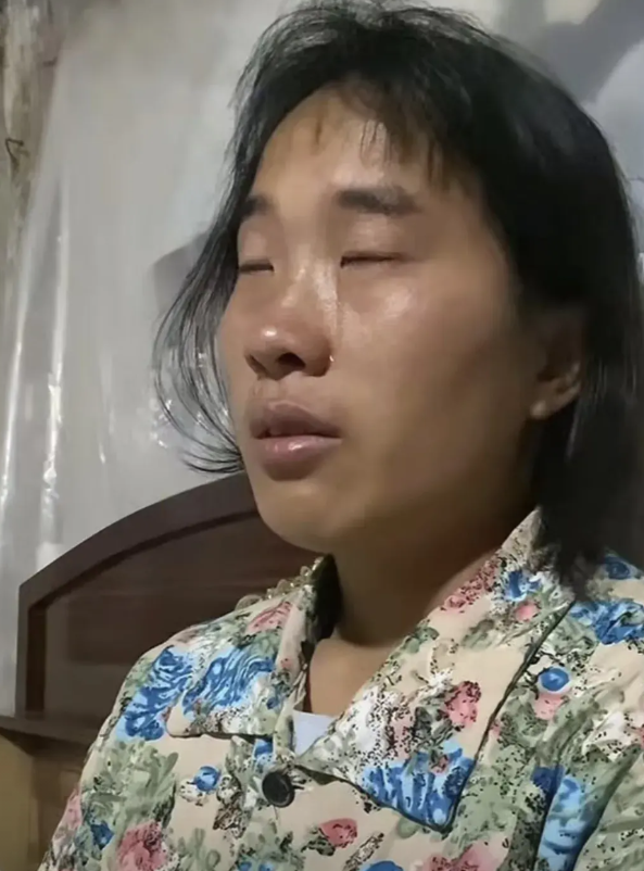 最近这个95年浙江女大学生嫁给云南小学毕业的山里人，被人骂惨了！本人天津上的大学