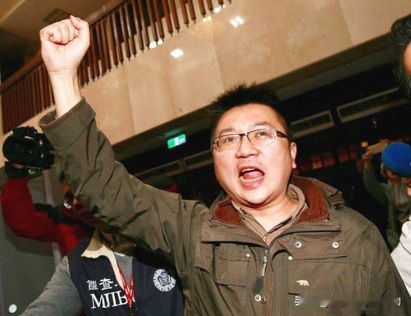 林明正说，大陆比国民党宅心仁厚。他说，近些天，竟然有国民党“民代”突然想起了旧时