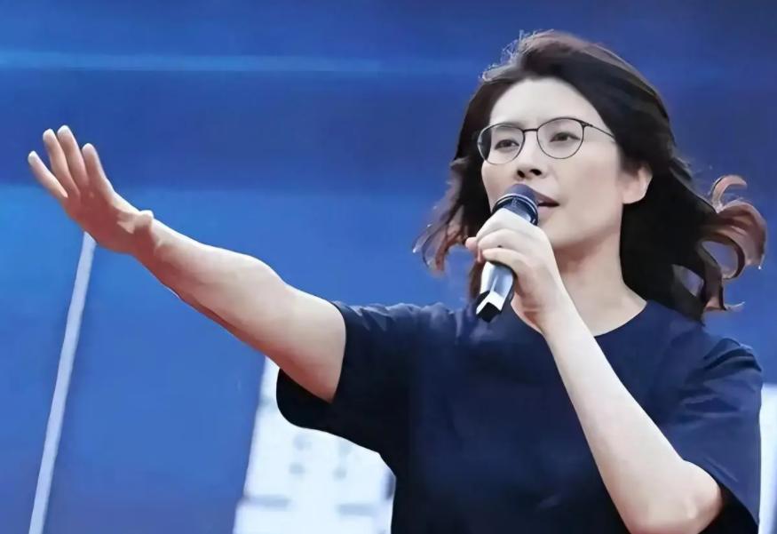 台湾蓝营终于摊牌了！郑丽文公开拒绝“一国两制”，不再模糊回避。这记重拳打向何方？