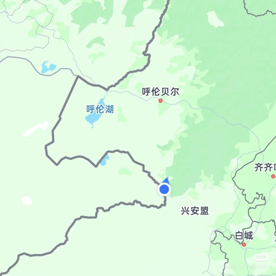 从中国地图看，那块凹进去的地方，换个思路想或许会好理解些。实际上从地理单元来说