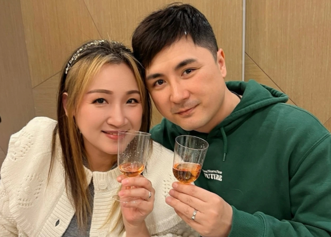 李家鼎家丑风波持续发酵，再爆出他与前妻施明离婚后有一相恋20年的女友Viva，