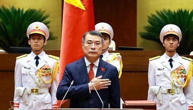越南这是要明抢？8月26号，刚上任半年的55岁总理黎明兴，把在越南投资的中国企业
