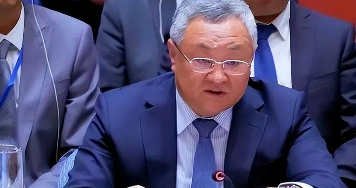 日本右翼发出警告: 如果中国敢动用核弹, 将有一亿日本人奋起反击