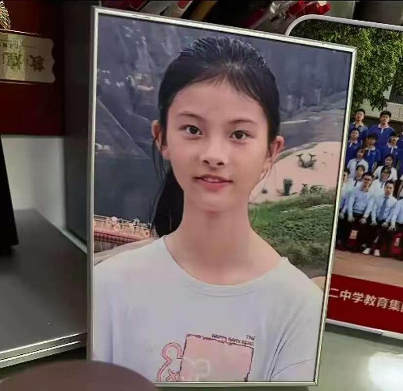 钟建川虽然只有14岁，但这孩子不是一般的坏，是坏到骨子里了。他杀了潘予优后还一直