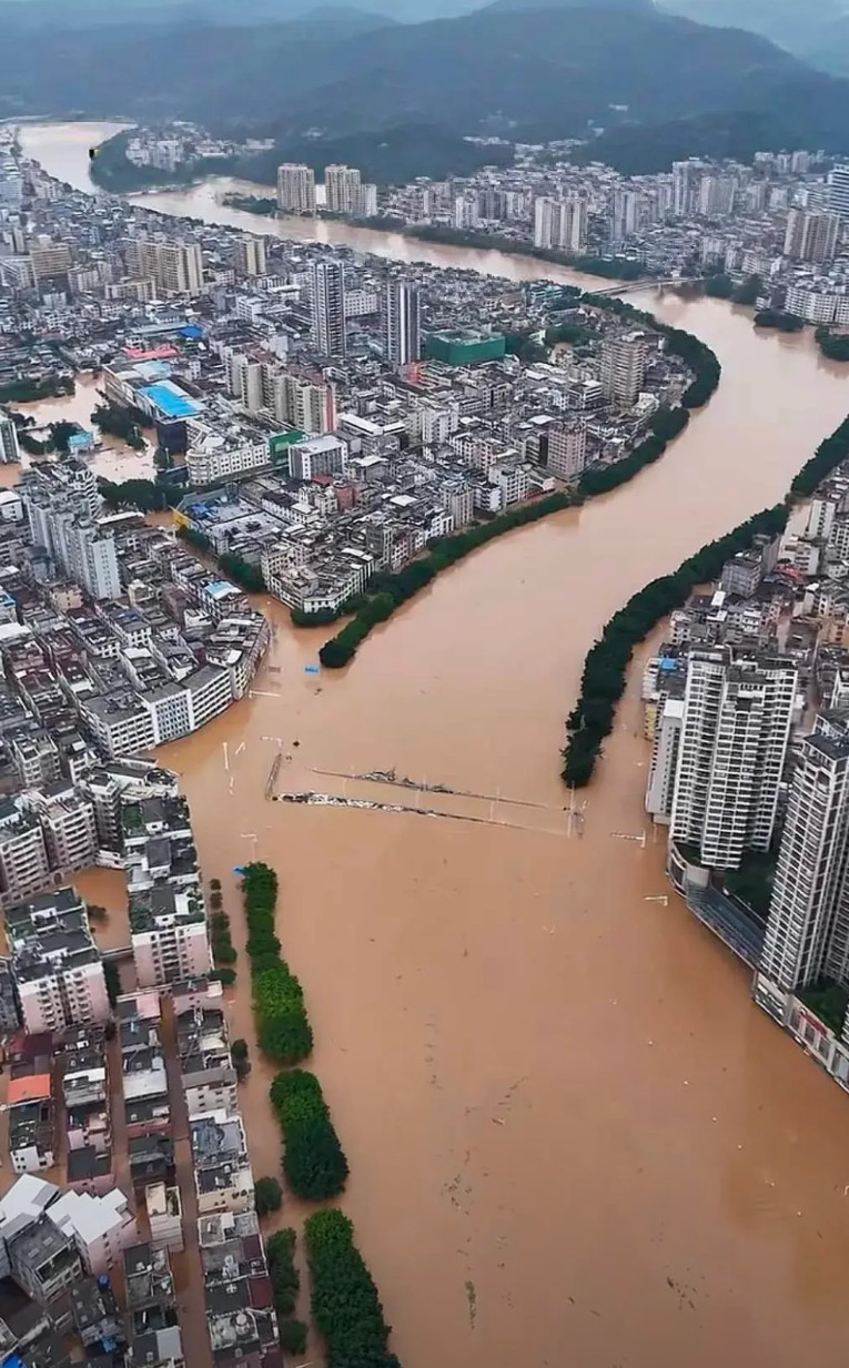 看到广东怀集遭遇百年一遇洪水的新闻我忍不住查了下这个“怀集”县不查不知道