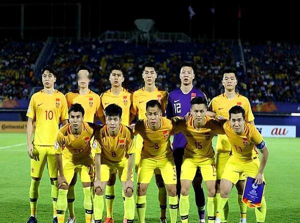 国足0比7输日本，U23决赛又被灌4个球。但这次，没人骂。那支U23，决赛