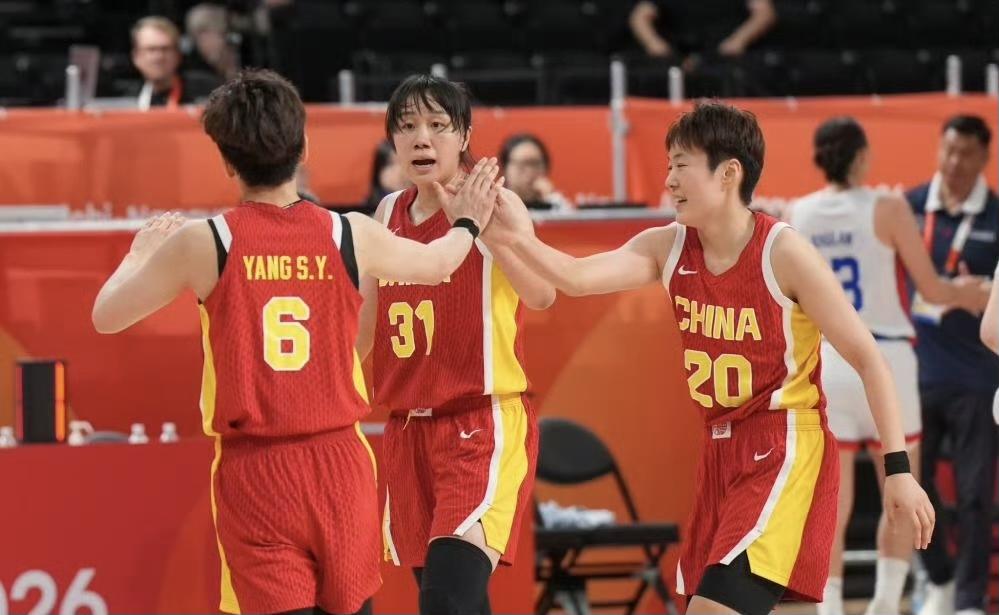 爆料中国女篮第一“关系户”被揪出，关键比赛0分，有她真难赢中国女篮只拿到铜牌
