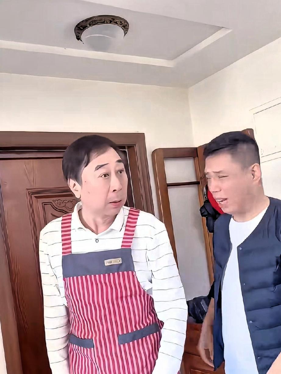 这徒弟刚进门，就听到师傅冯巩在大声喝斥:“我说呀，你今天想过就过，不想过就走人，