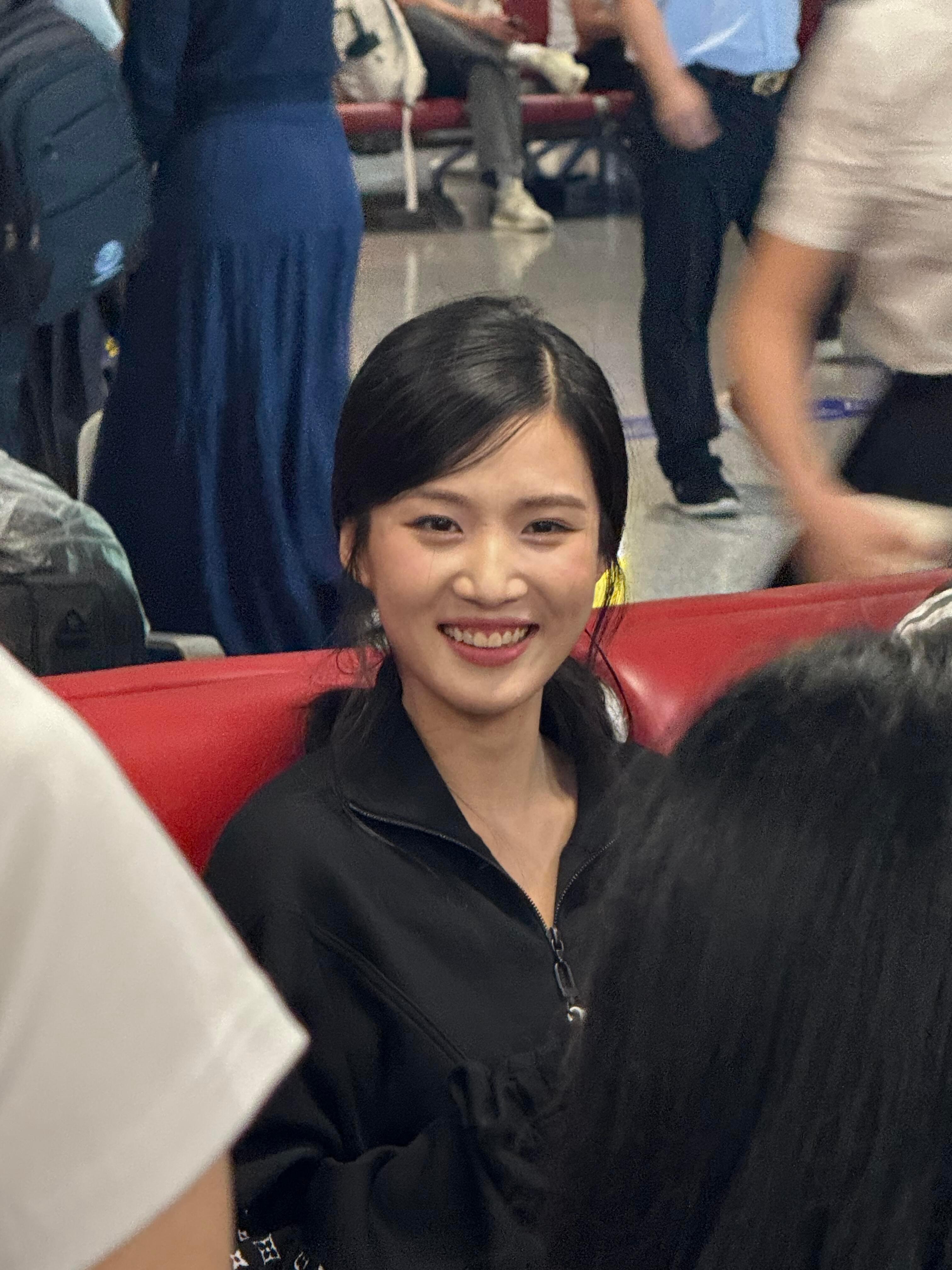 卢昱晓只有牙齿和刘亦菲像吧？​​​