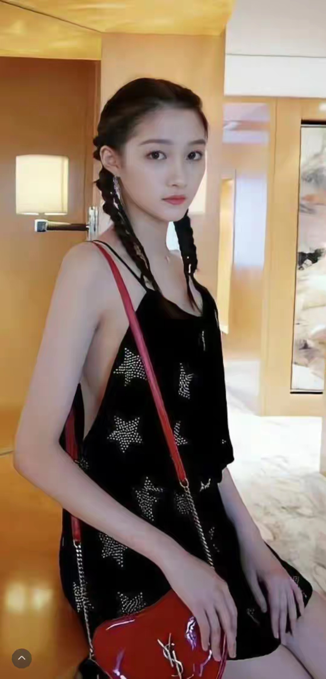不一样的美女