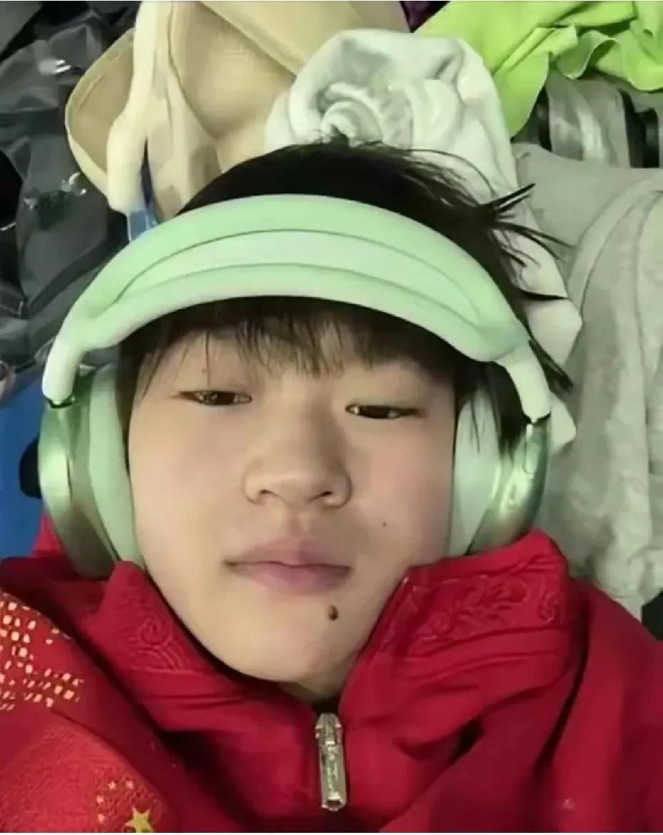 怪不得这两天，全红婵的伤病新闻不火了。她不跳比赛或许真的就没那么多人看了？半