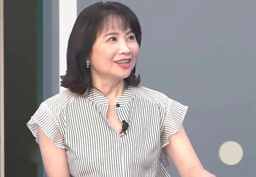 卢秀燕刚抛出“韩卢蒋”缺一不可，蒋万安连忙撇清原因曝光，陈凤馨道出关键！众所周