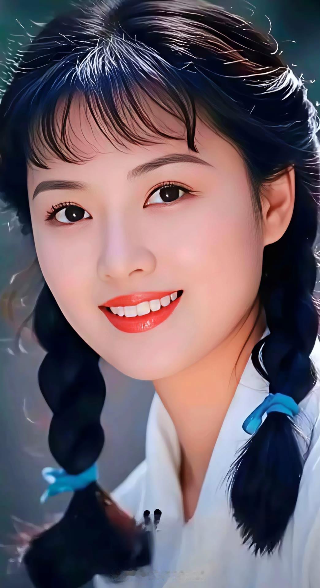 甜美笑容，双马尾辫，元气少女，快来get同款发型！💕💇‍♀️