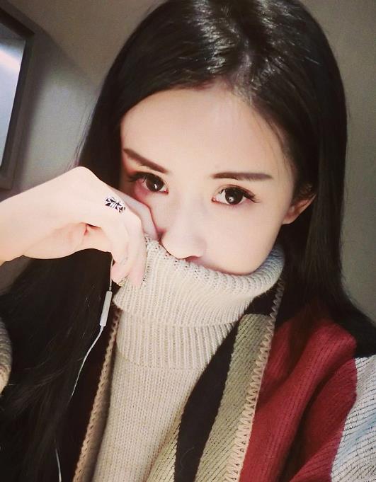 妈妈回应儿子与韦雪恋情“捞姐”韦雪前男友KK的妈妈回应儿子与大姐姐韦雪恋情，称