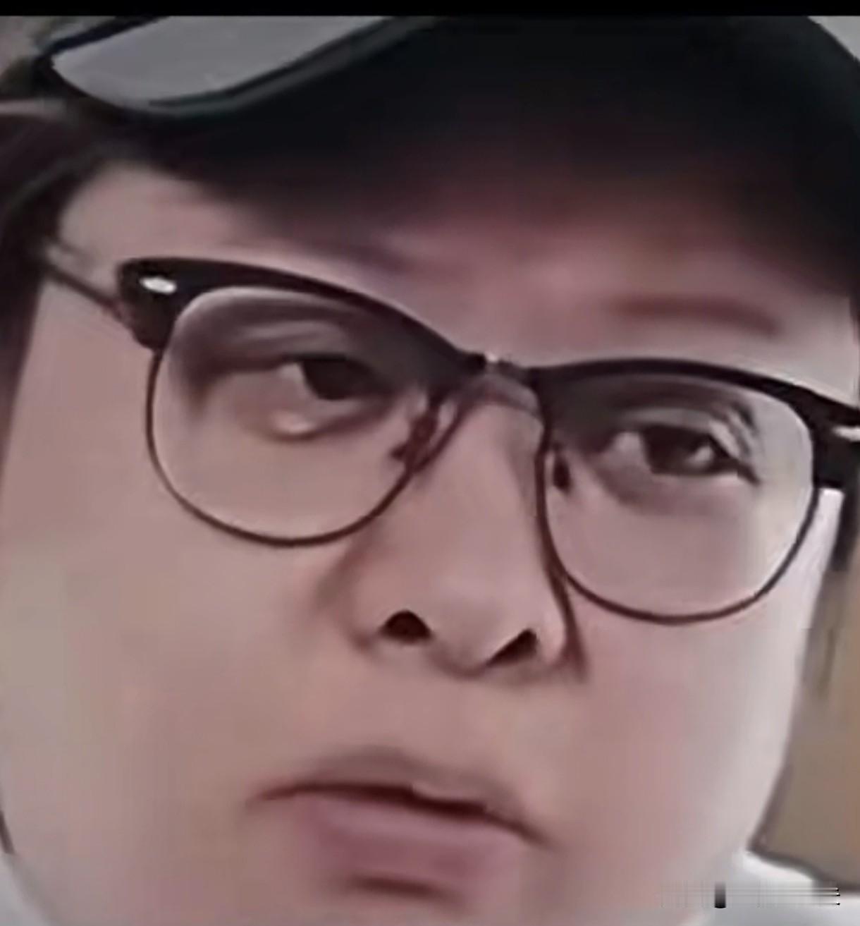 《区分对韩红的批评与抹黑二者有着性质迥异的关系》[微