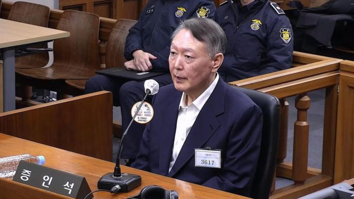尹锡悦被判无罪，但赢下这一局，不等于高枕无忧，李在明的牌还没打完。9月11日，首