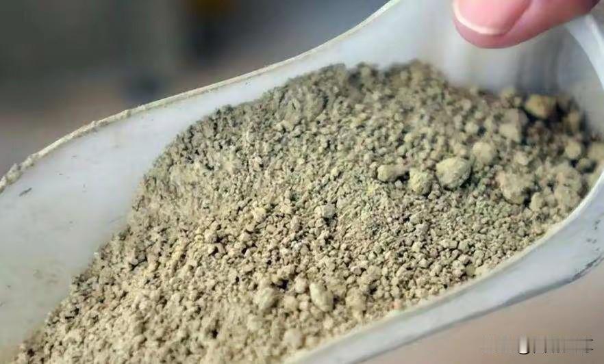 你卡我芯片，我就卡你稀土。这次稀土管制升级，思路是对的，直接戳到了美国的痛点。你