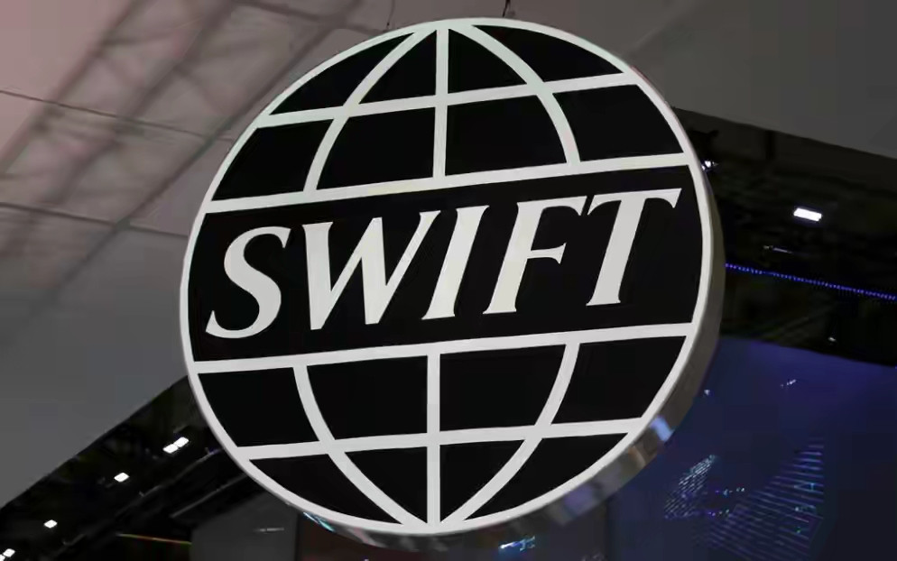 全球货币支付排名:美元涨至47.79%,欧元跌到22.77%,人民币呢近日,