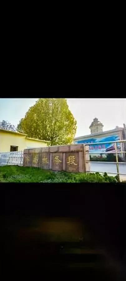 济南机务段上热搜，居然是因为外卖？我刷到视频时，第一反应不是“谁欺负谁”，而