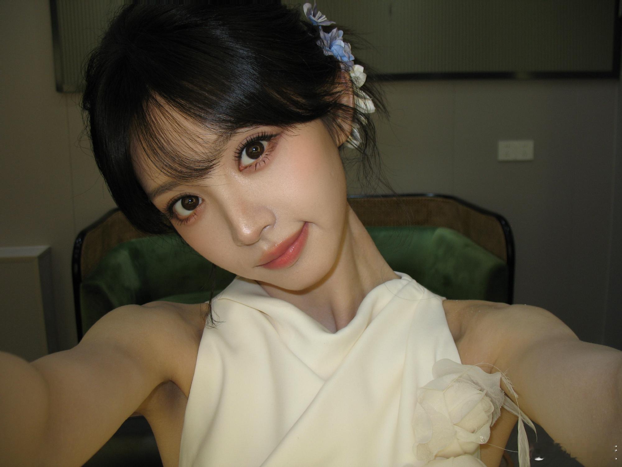 橘子早安趴女孩你怎么这么萌呀田曦薇