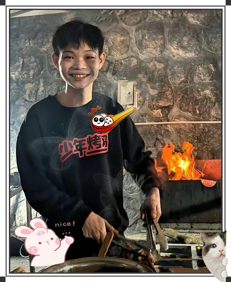 深圳16岁潮汕少年的故事，真让人越品越有味道！初中没读完摆摊卖烤鸡，月入可观喜