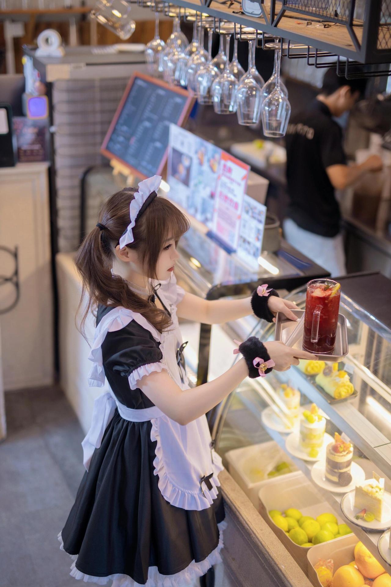 这样的女仆，在家等你几点回家？