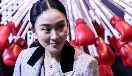 泰国最新民调显示，超过八成民众希望首相佩通坦辞职或解散国会。根据《曼谷邮报》等媒