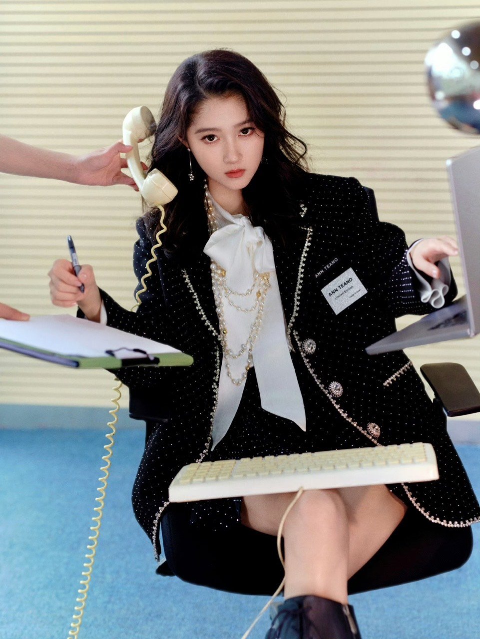 关晓彤王牌working关晓彤working关晓彤王牌working​​​