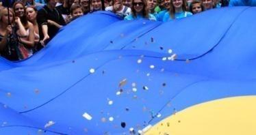 一位乌克兰华人曾表示，如果不是当初乌克兰把航母、武器装备卖给中国并提供技术，那么