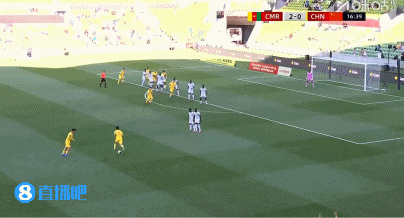 国足0：2喀麦隆，拼劲不错，但差距有点大，输球正常！但不得不吐槽一下王钰栋了，