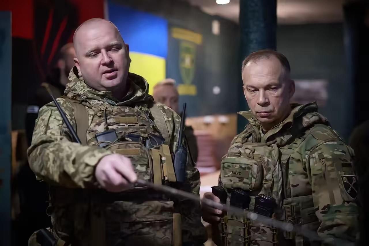 乌军大反攻损失两万人？！3月8日，乌克兰网络彻底炸锅：瑟尔斯基将军指挥的南方大反