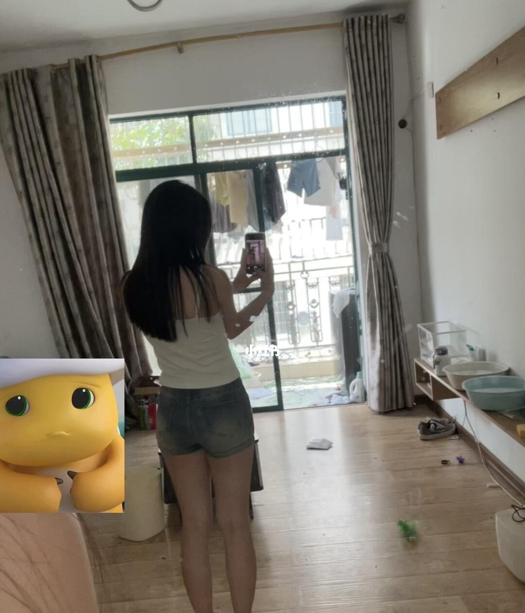 这个裤子好显身材啊，哈哈哈！