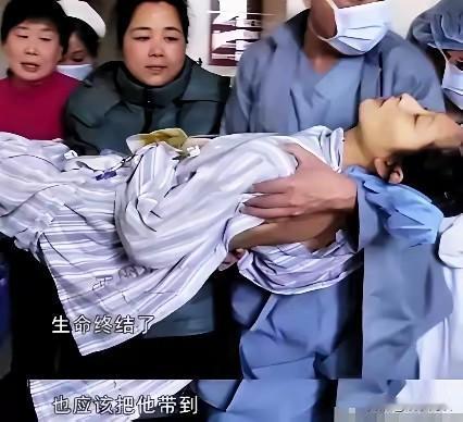 26岁女博士孕中查出绝症，丈夫倾尽百万救命，她却以死相逼：我要保住孩子谁看