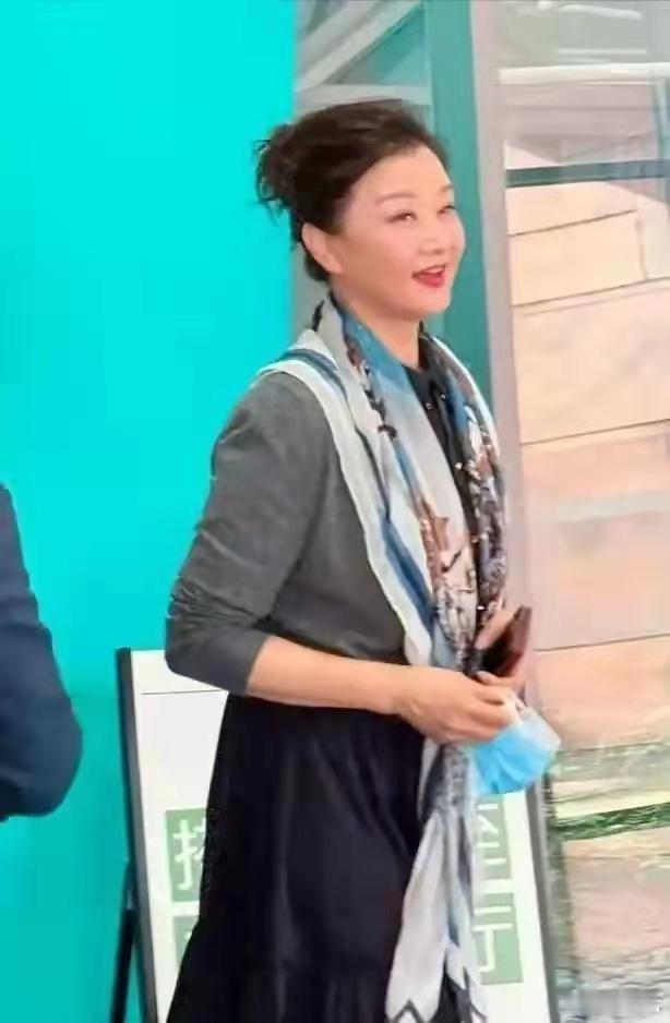 59岁的宋祖英近照虽然老了，但仍风韵犹存！​​​