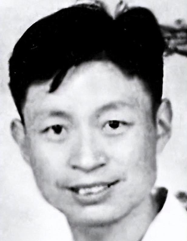 王范（1905年—1967年），原名张庭谱，江苏如东人，1926年入党，隐蔽战线