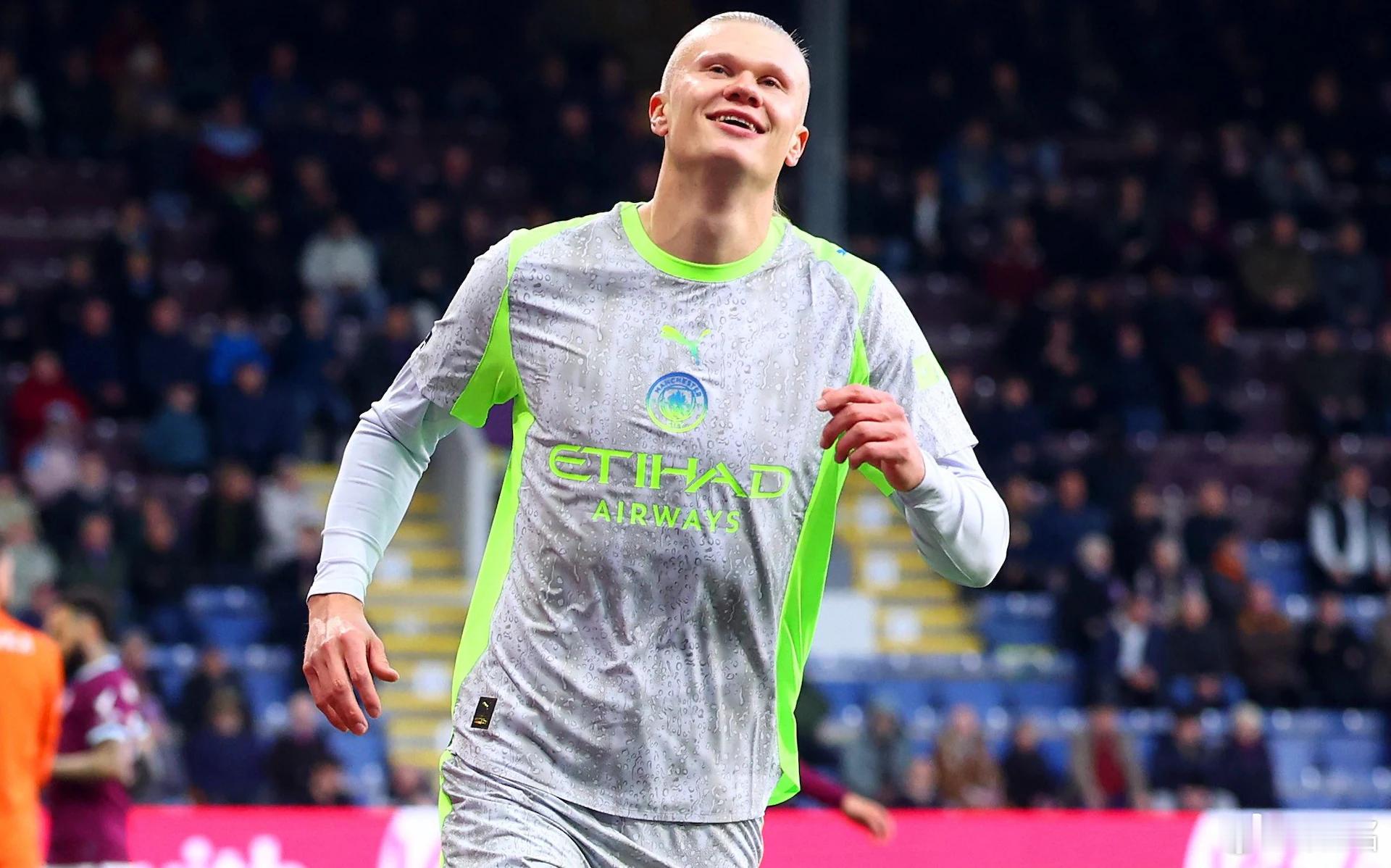 伯恩利0比1曼城没有预期中的大胜。曼城只是凭借哈兰德的进球，客场1-0小胜伯恩