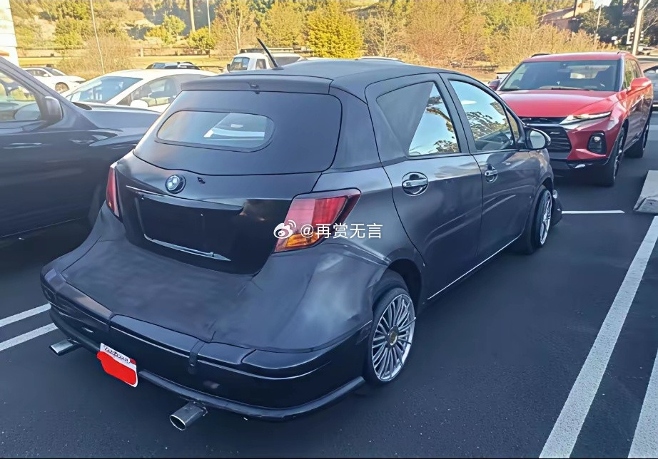 奔丧，奔驰+桑塔纳，这汽车改造可以得设计大奖了！