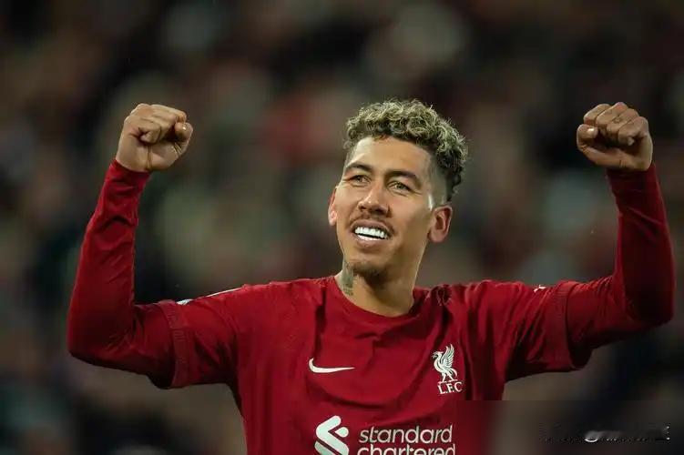 250万欧的队长，100万欧就拿下？别搞错了，武汉三镇签下的这个菲尔米诺，可